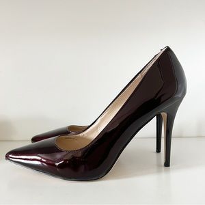 White House black market pointed pumps heels size 8 glossy deep maroon